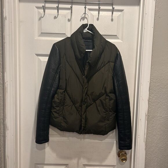 BLANKNYC Womens Green Puffer Jacket With Faux Leather Zip Up Sleeves Large - Picture 1 of 9